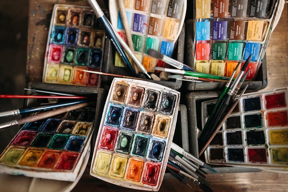 Understanding Different Art Mediums: Which One Suits You?